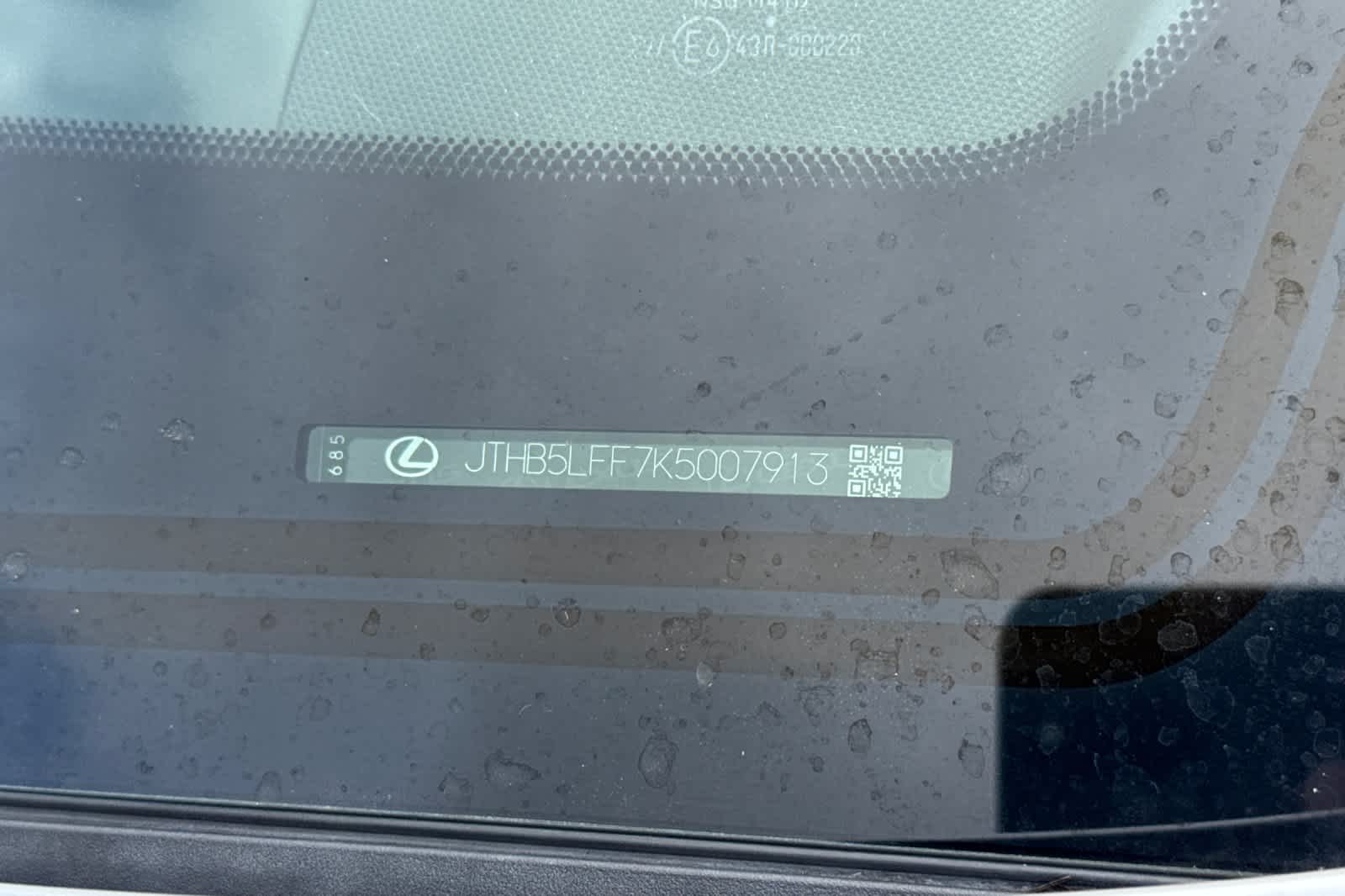 Thumbnail: 2019 Lexus LS - 2