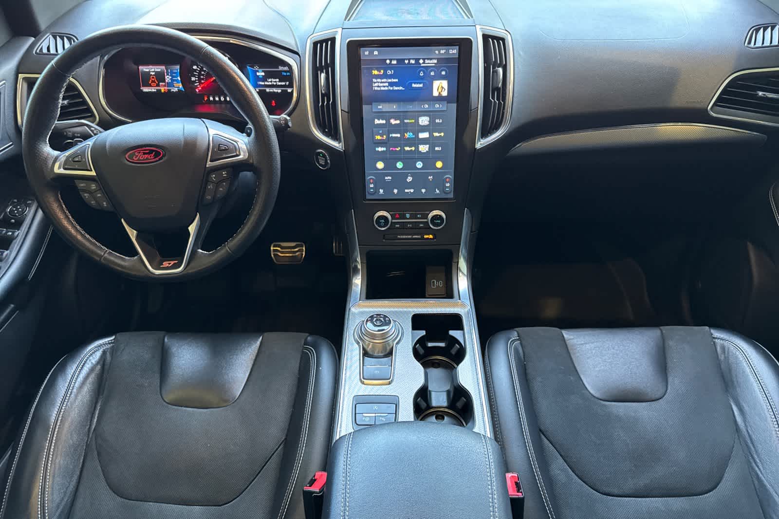Thumbnail: 2021 Ford Edge - 3