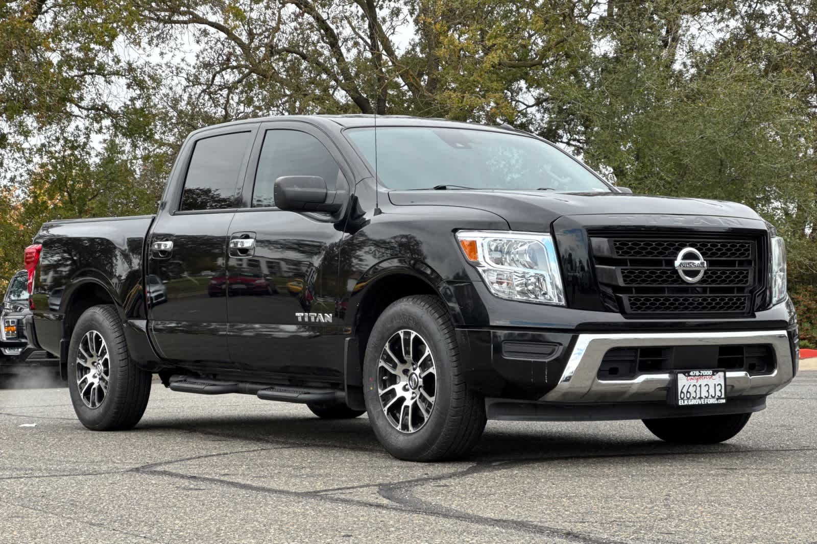 Thumbnail: 2021 Nissan Titan - 9