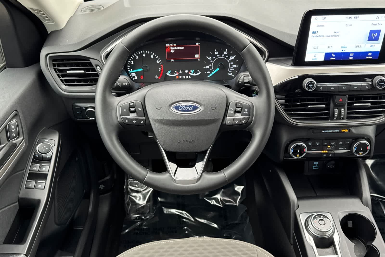 Thumbnail: 2022 Ford Escape - 14