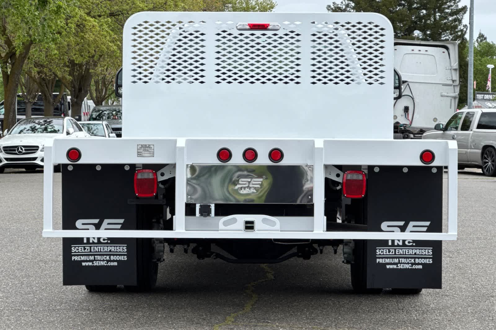 Thumbnail: 2023 Ford F-450 - 6