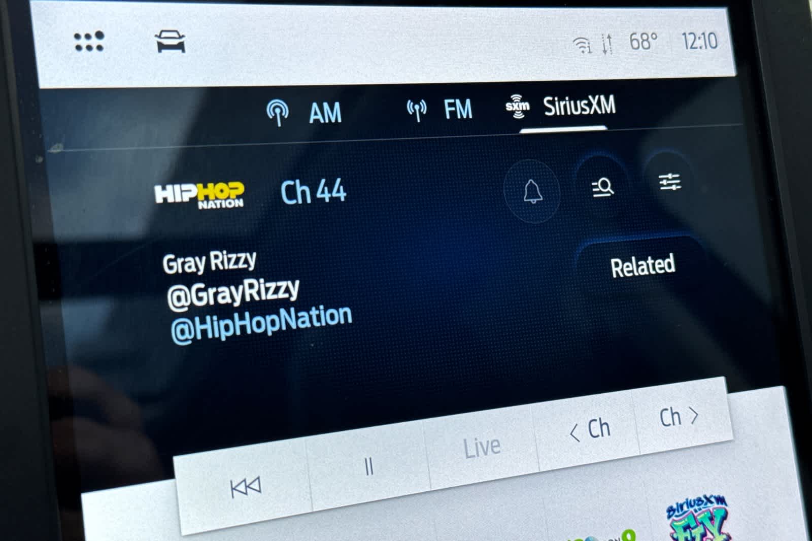 Thumbnail: 2022 Ford Edge - 18