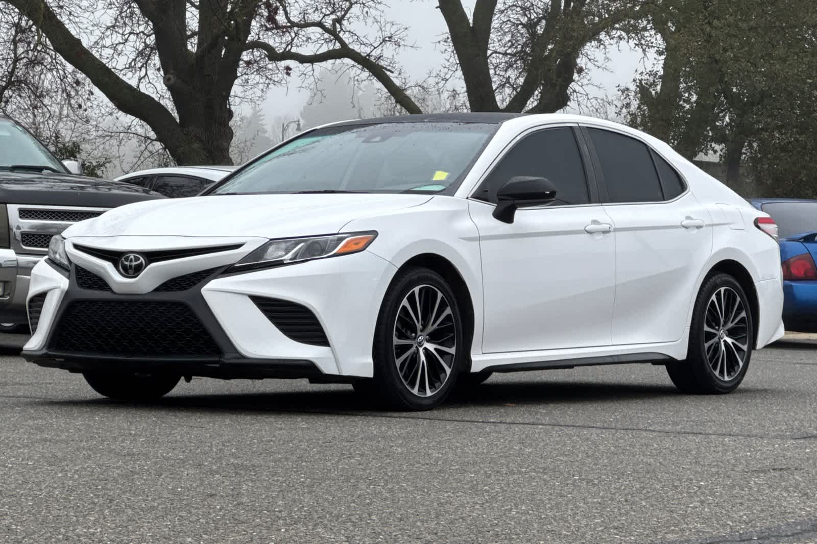 2019 Toyota Camry SE -
                  Elk Grove, CA