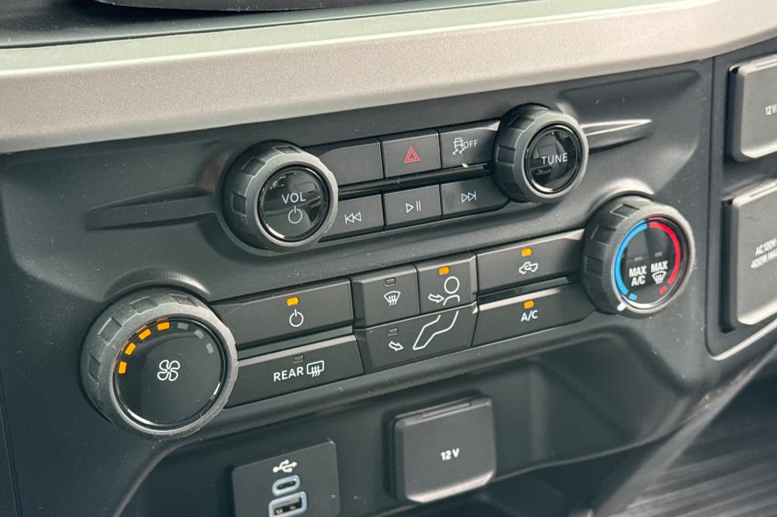 Thumbnail: 2026 Ford F-550 - 19