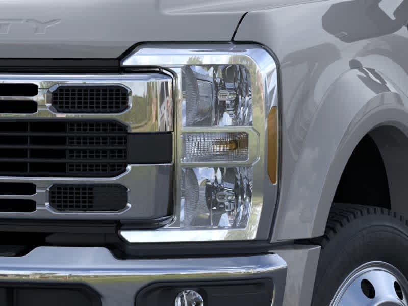 Thumbnail: 2026 Ford F-450 - 18