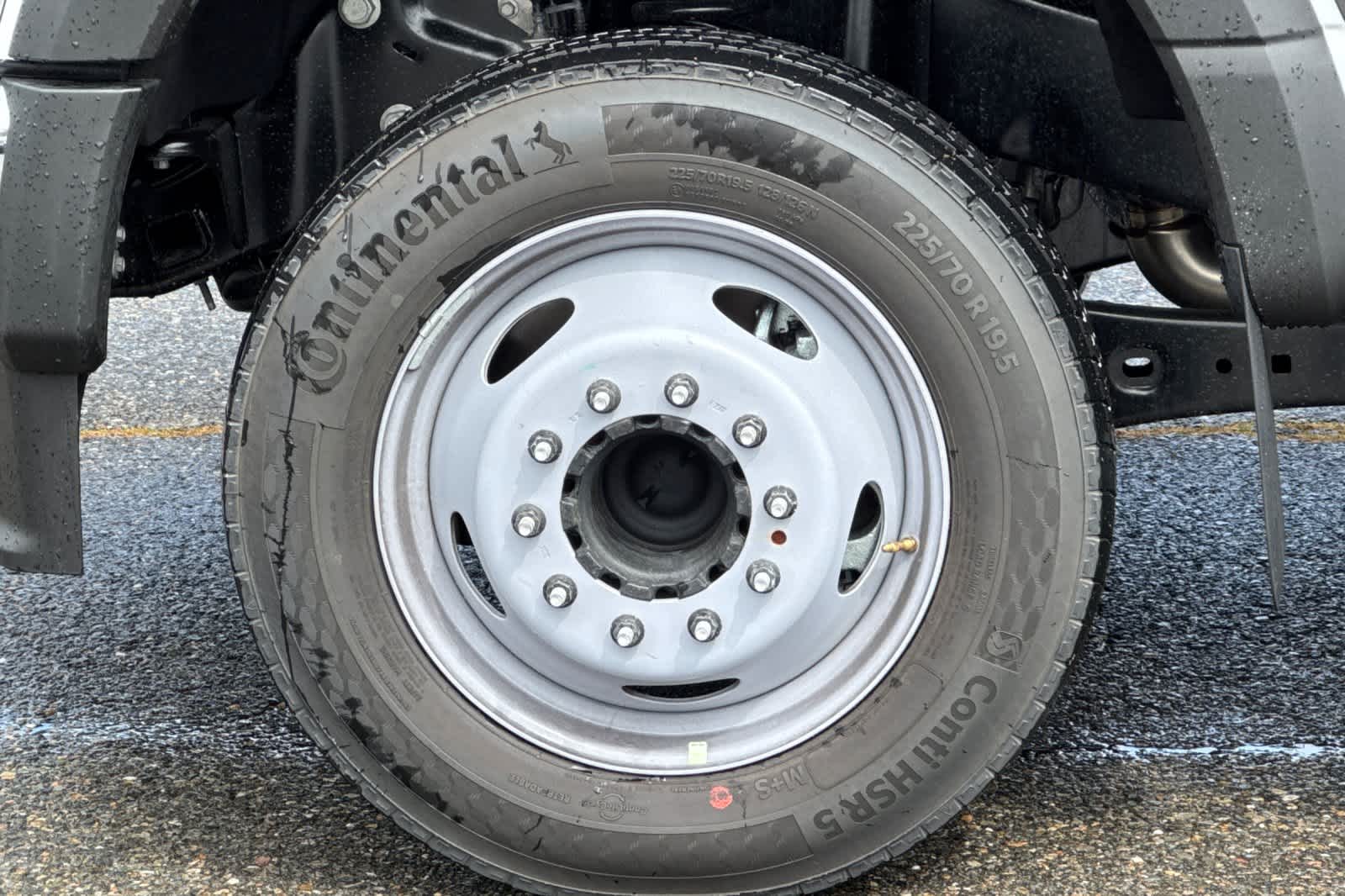 Thumbnail: 2024 Ford F-550 - 23