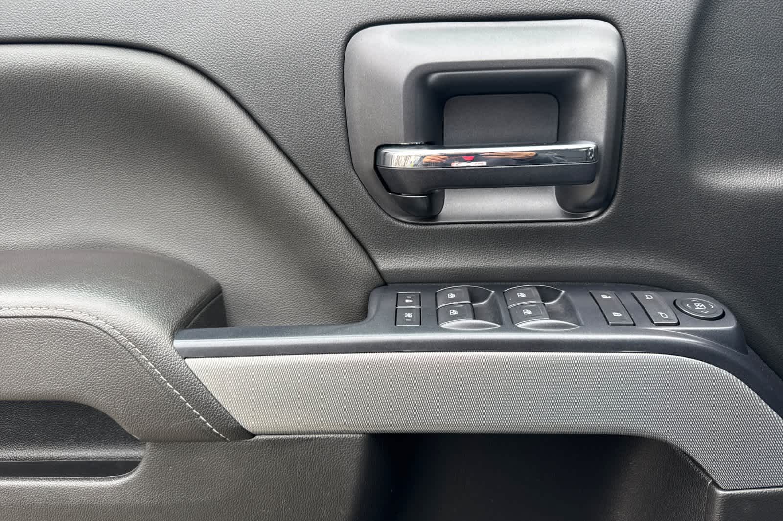 Thumbnail: 2017 Chevrolet Silverado 2500 - 12