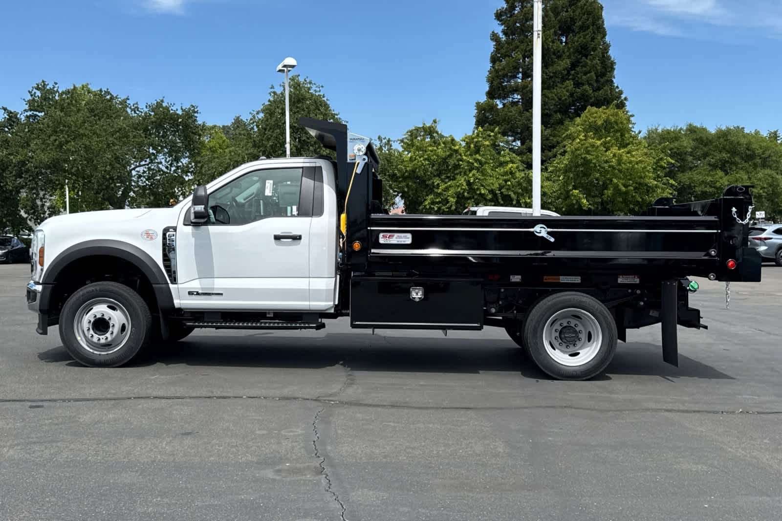 Thumbnail: 2026 Ford F-550 - 4