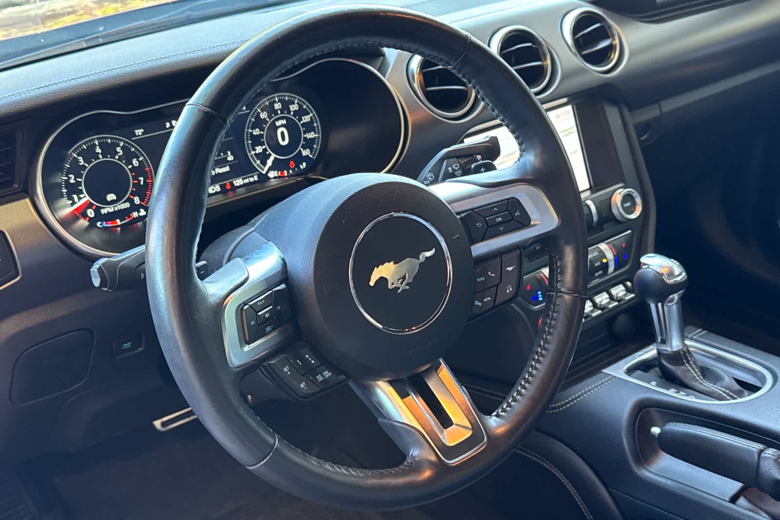 Thumbnail: 2022 Ford Mustang - 14