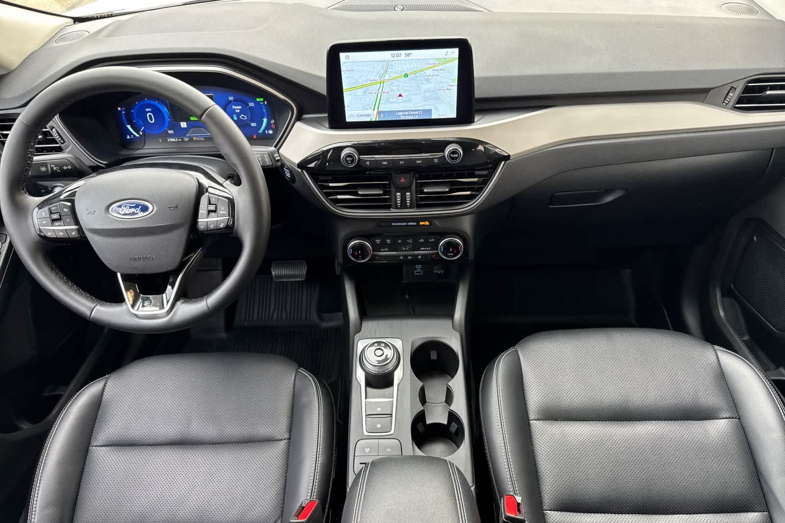 Thumbnail: 2022 Ford Escape - 3