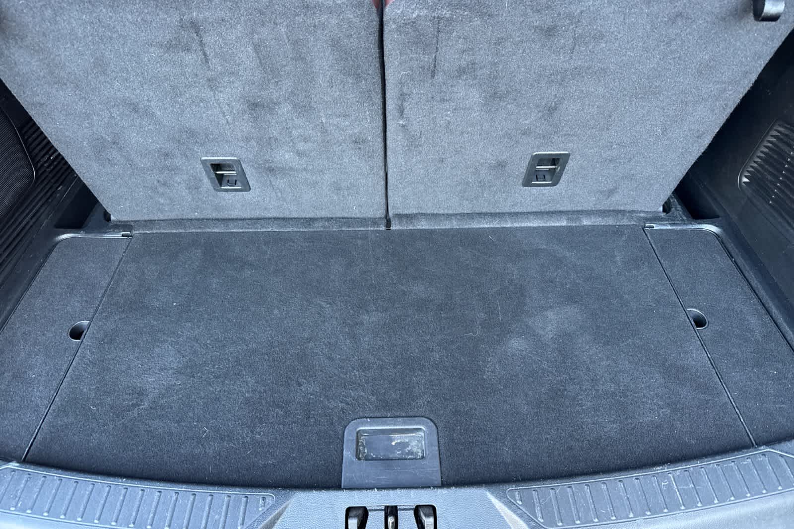 Thumbnail: 2023 Ford Explorer - 16