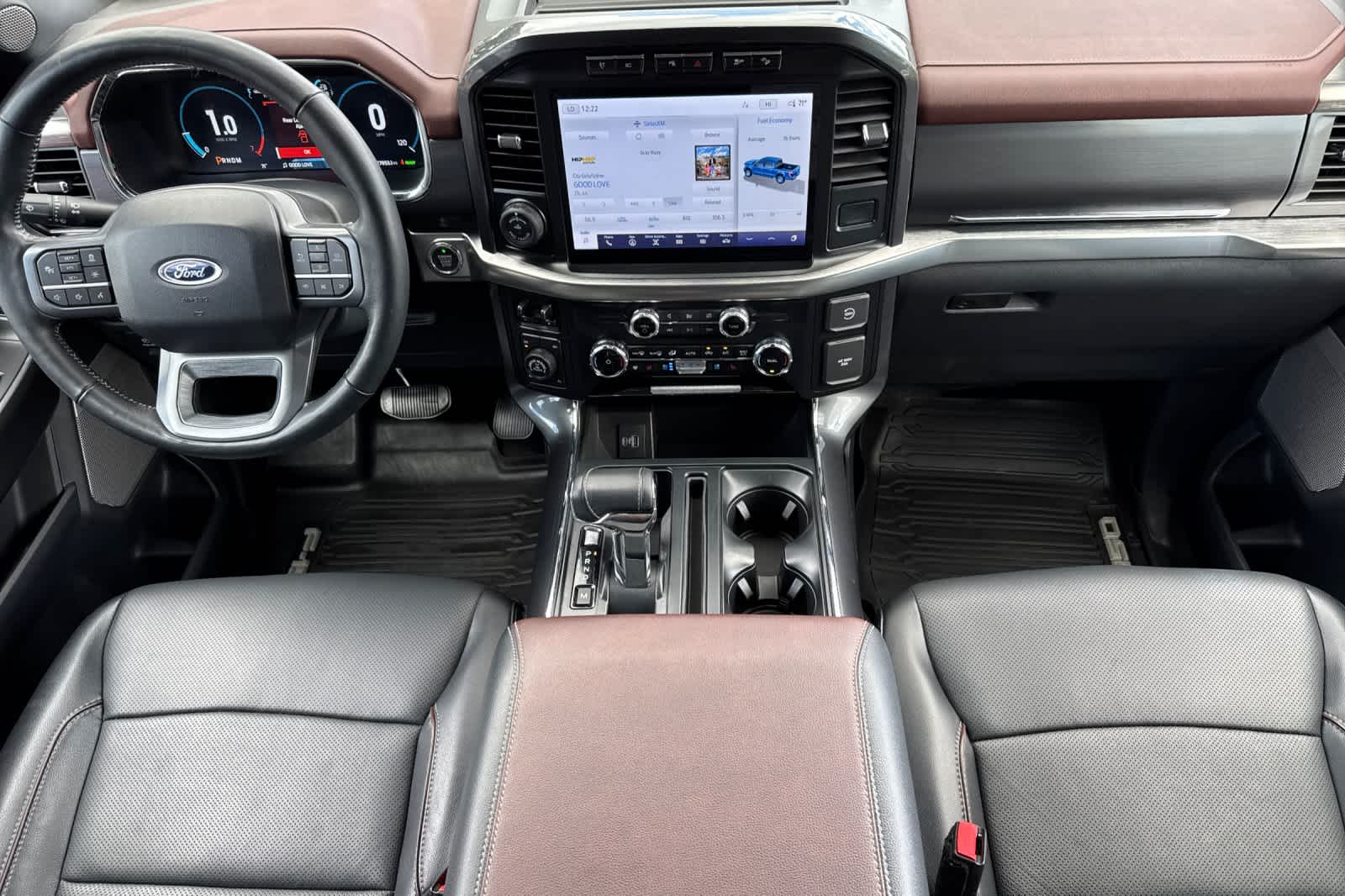 2023 Ford F-150 XLT photo 2