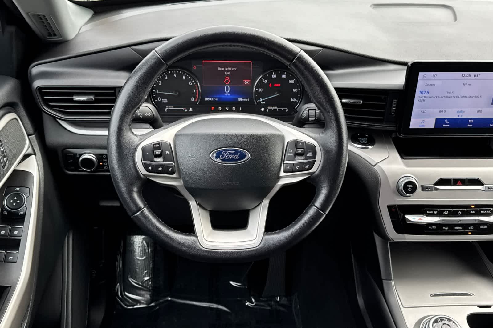 Thumbnail: 2023 Ford Explorer - 14