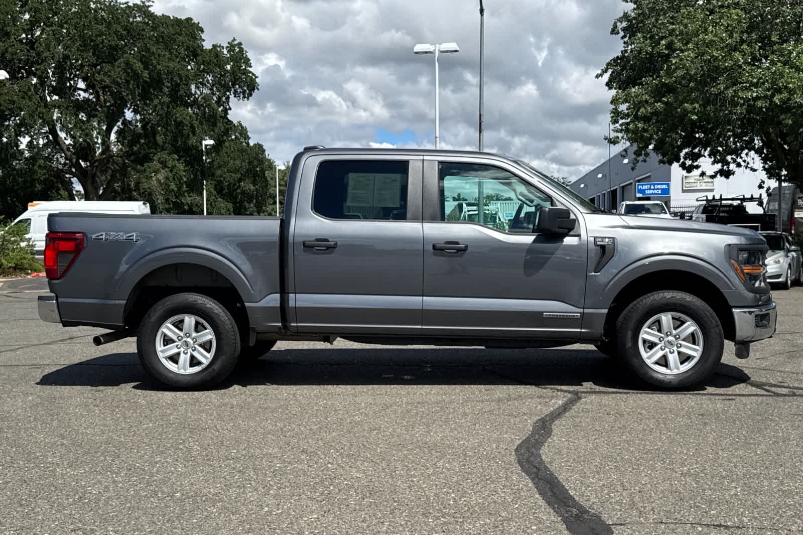 2025 Ford F-150 XL Hybrid photo 3