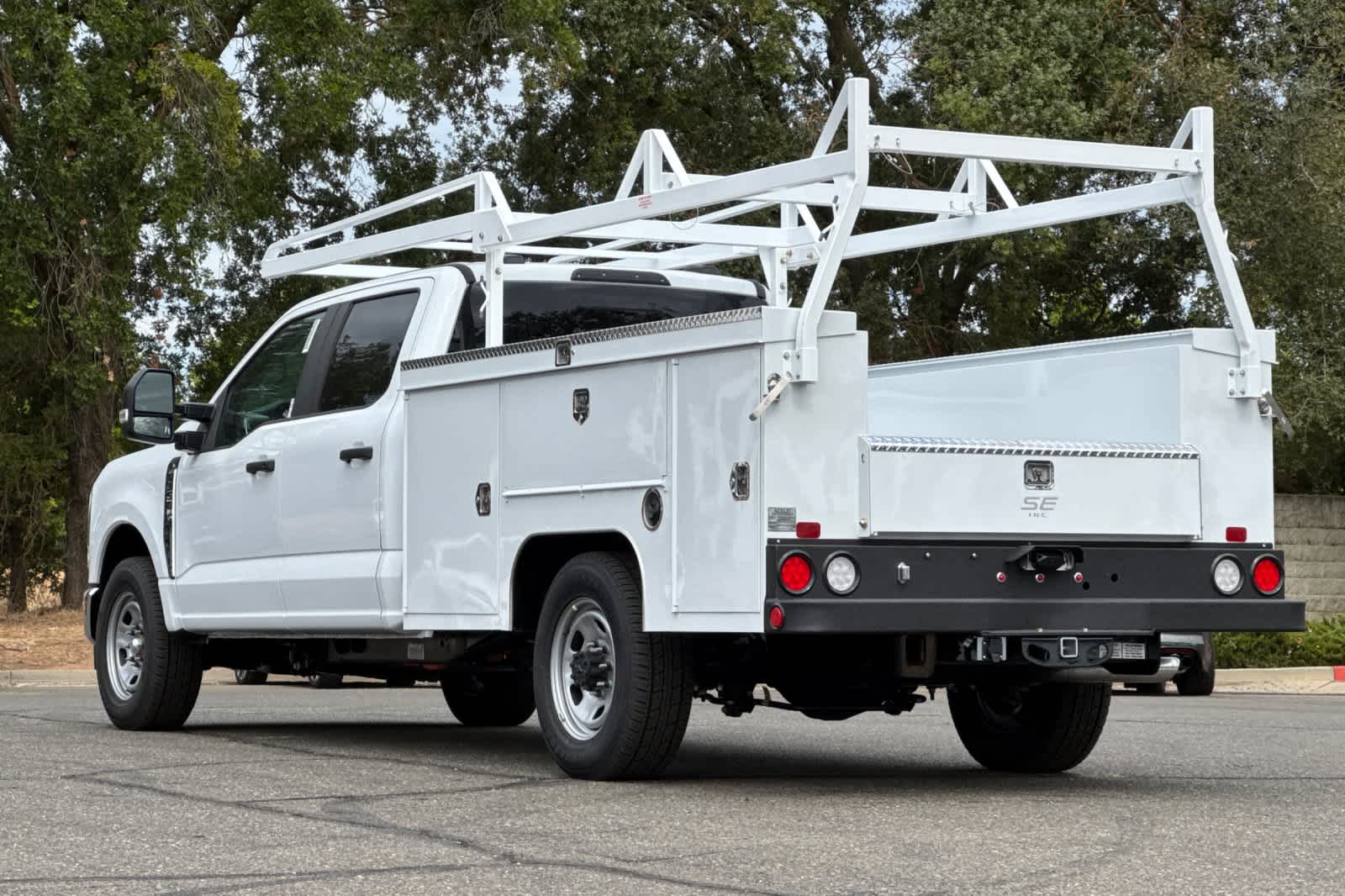 Thumbnail: 2026 Ford F-350 - 6