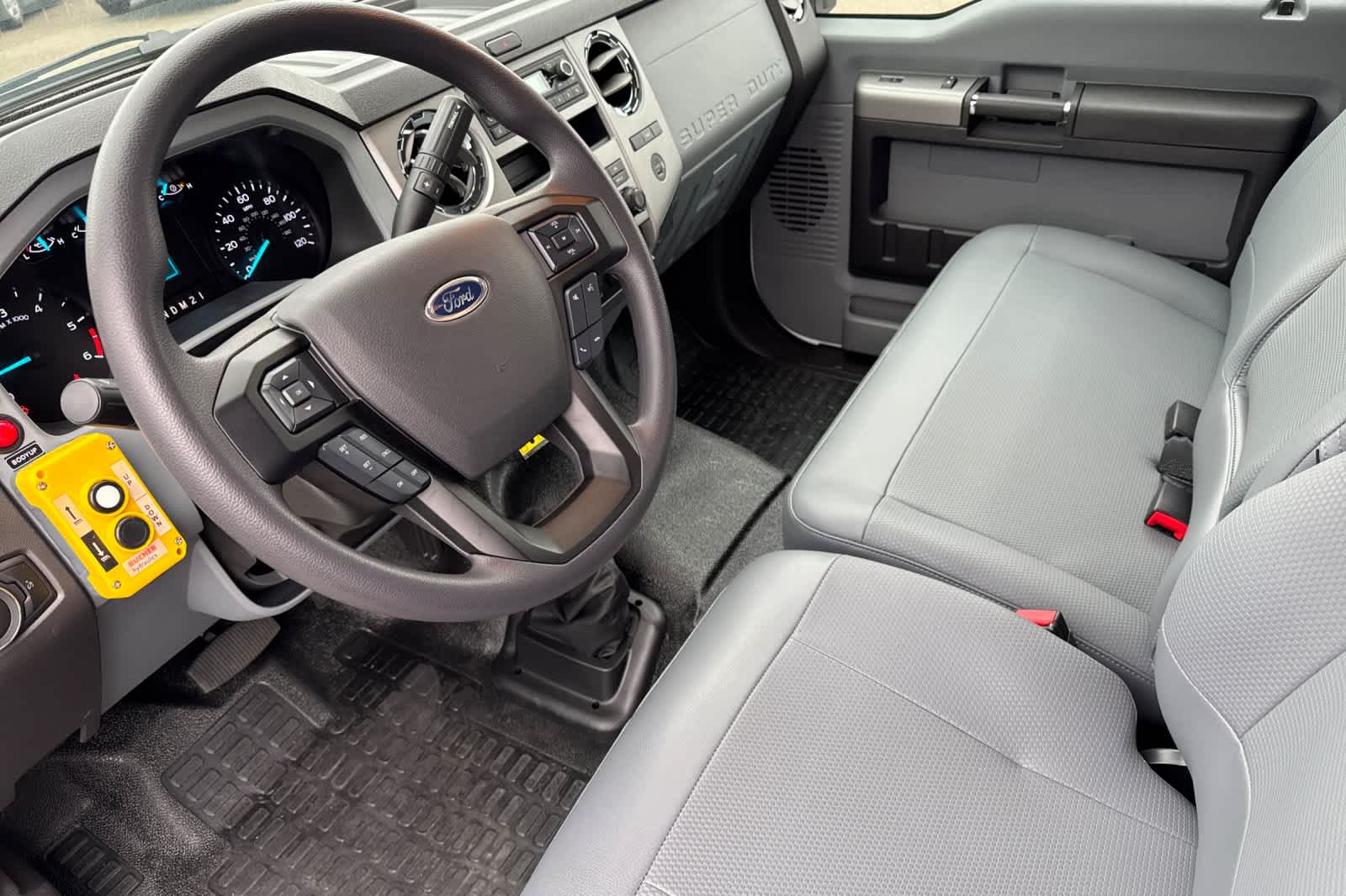 2025 Ford F-650  10