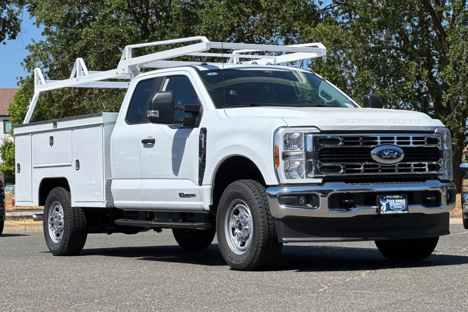 Thumbnail: 2025 Ford F-350 - 9