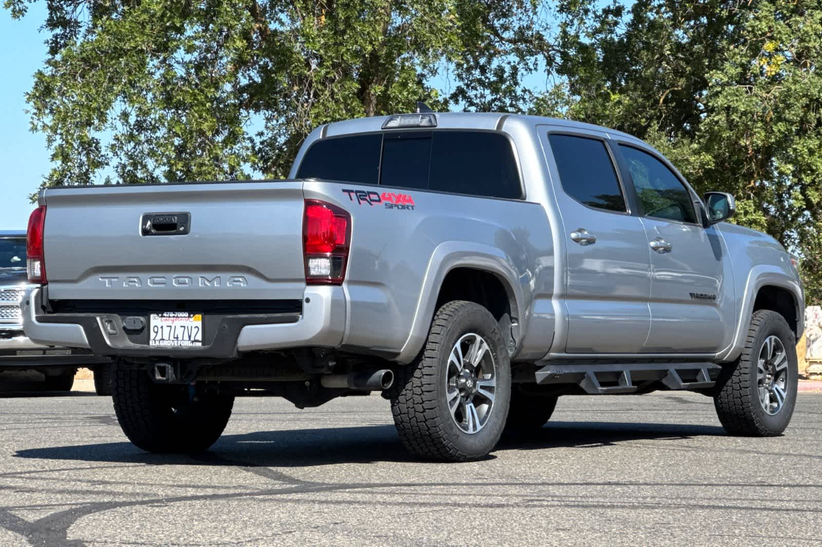 Thumbnail: 2019 Toyota Tacoma - 2