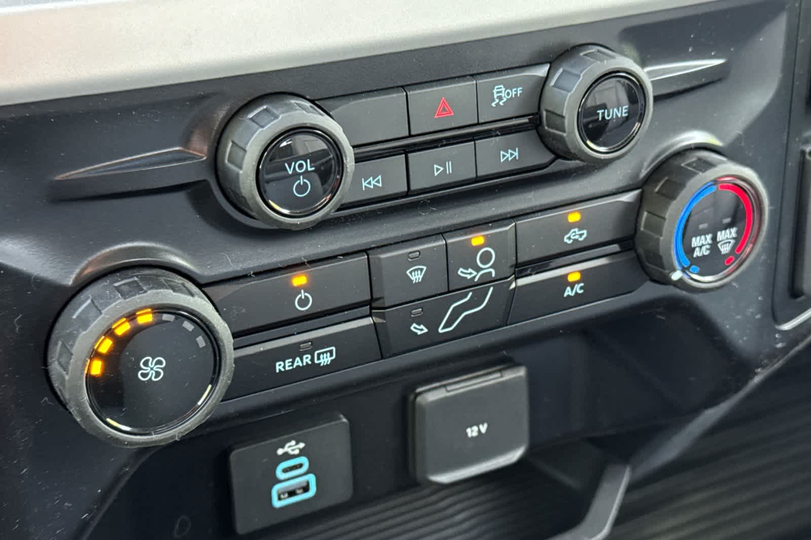 Thumbnail: 2026 Ford F-350 - 19