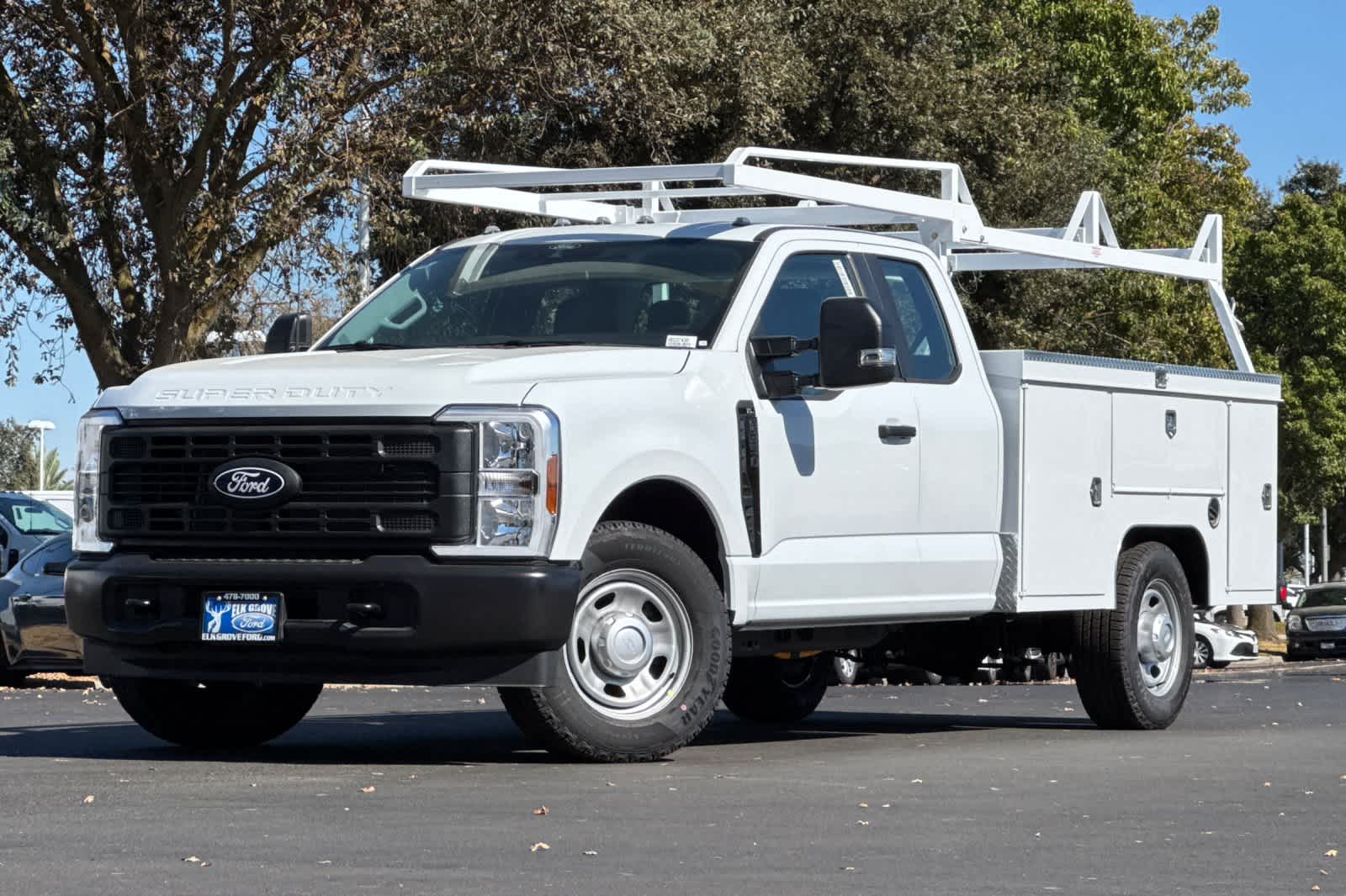2027 Ford F-350 Super Duty Chassis Cab