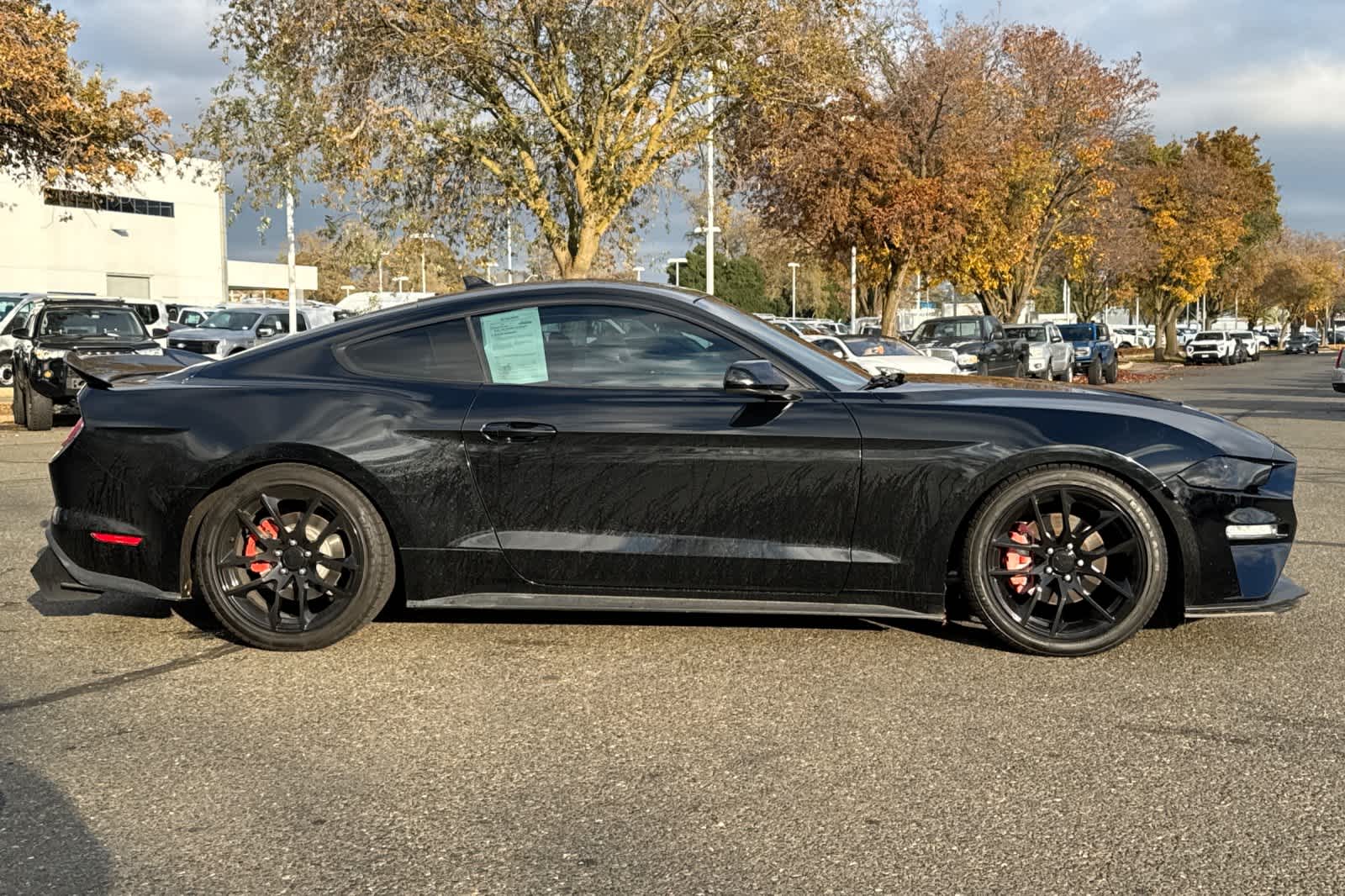 Thumbnail: 2022 Ford Mustang - 8