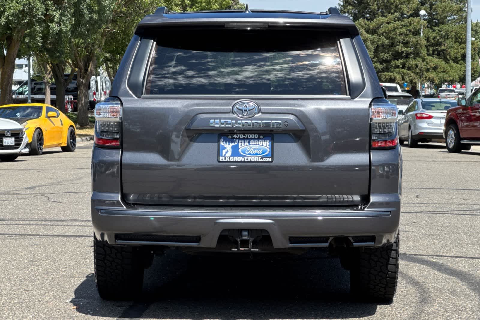 Thumbnail: 2022 Toyota 4Runner - 7