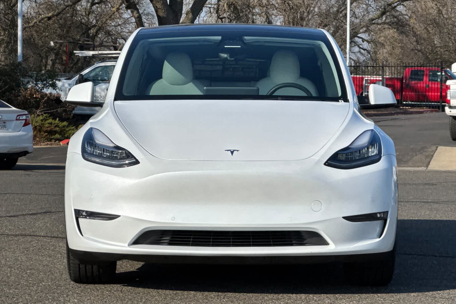 Thumbnail: 2022 Tesla Model Y - 10