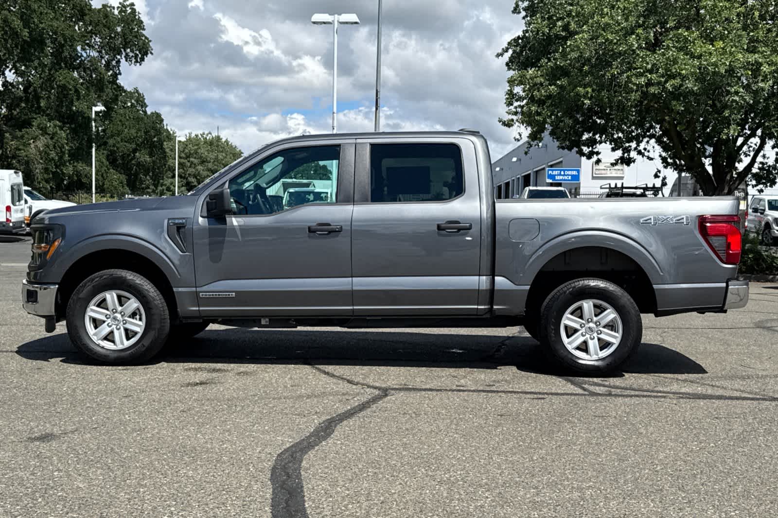 2025 Ford F-150 XL Hybrid photo 4