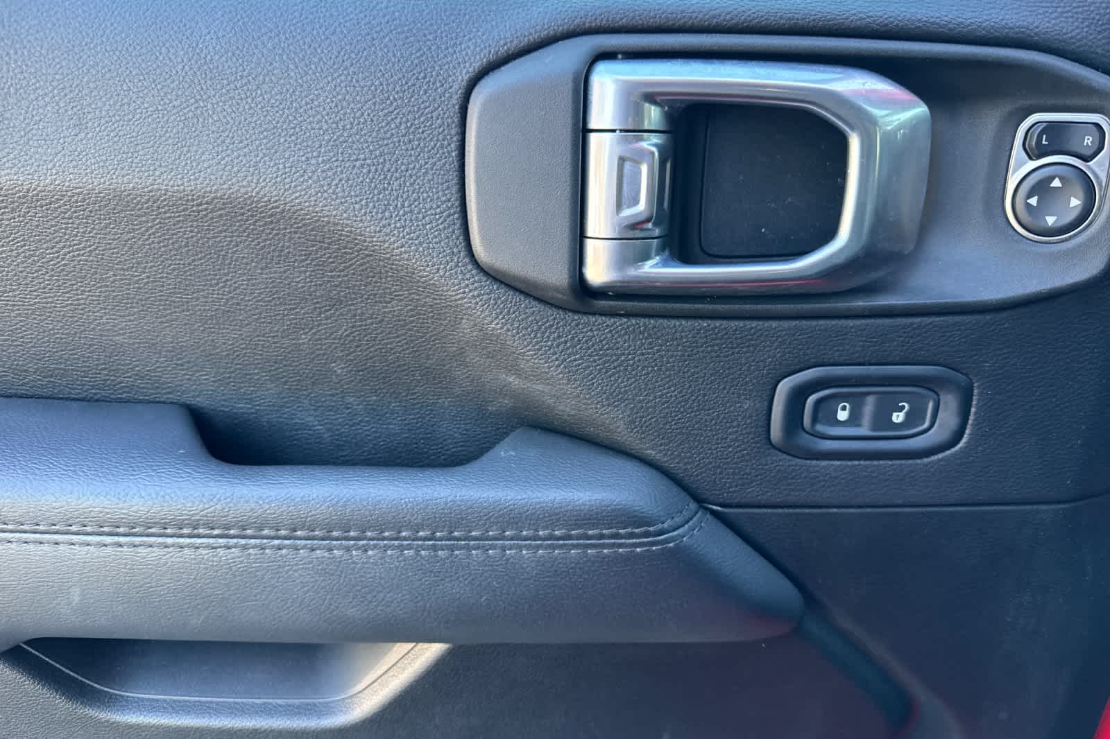 Thumbnail: 2021 Jeep Wrangler - 12