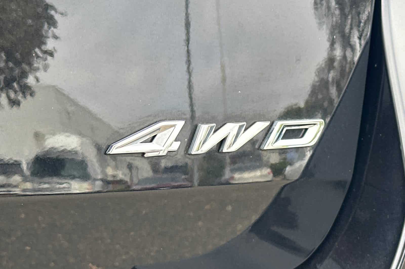 Thumbnail: 2022 Ford Explorer - 28