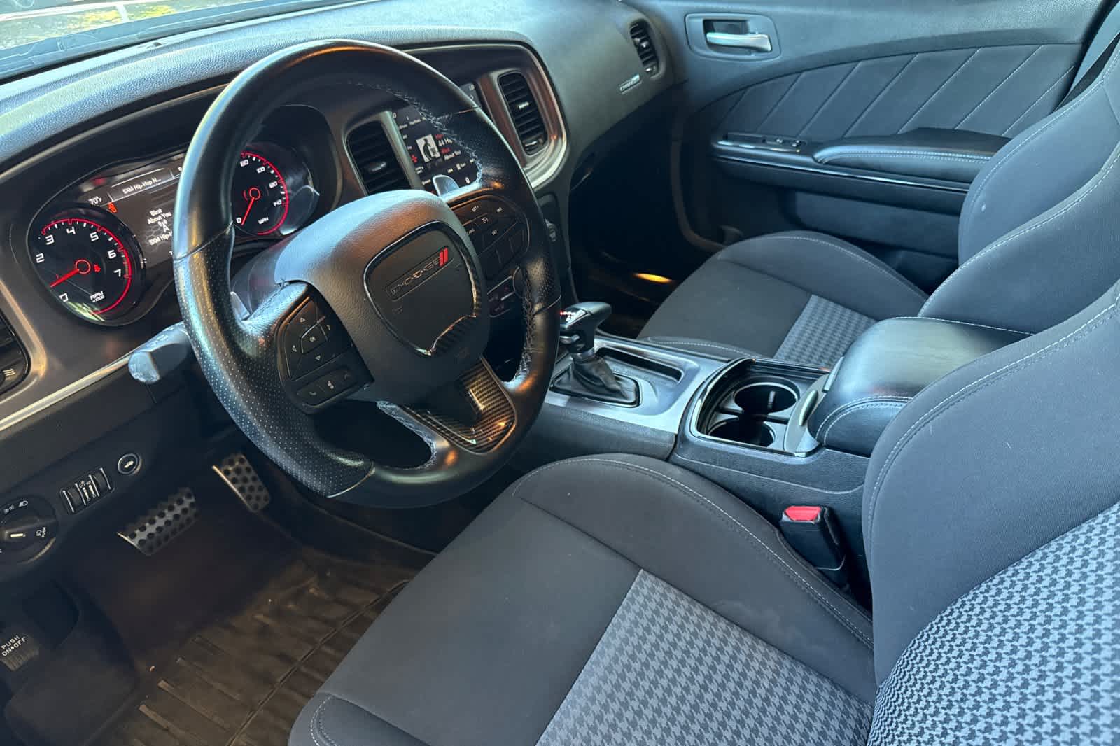 Thumbnail: 2020 Dodge Charger - 11