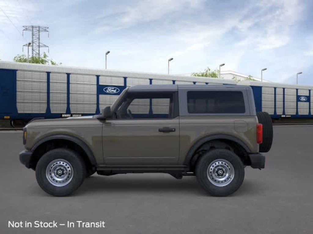 New 2025 Ford Bronco Base SUV