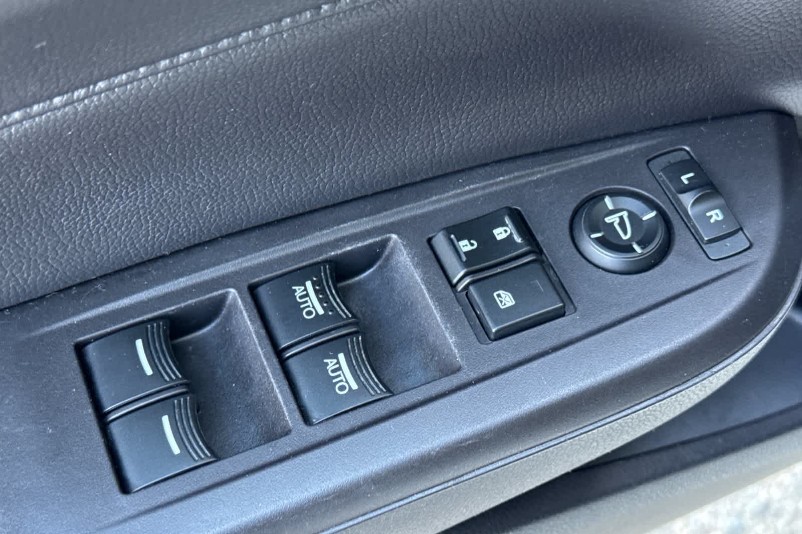 Thumbnail: 2017 Acura ILX - 13