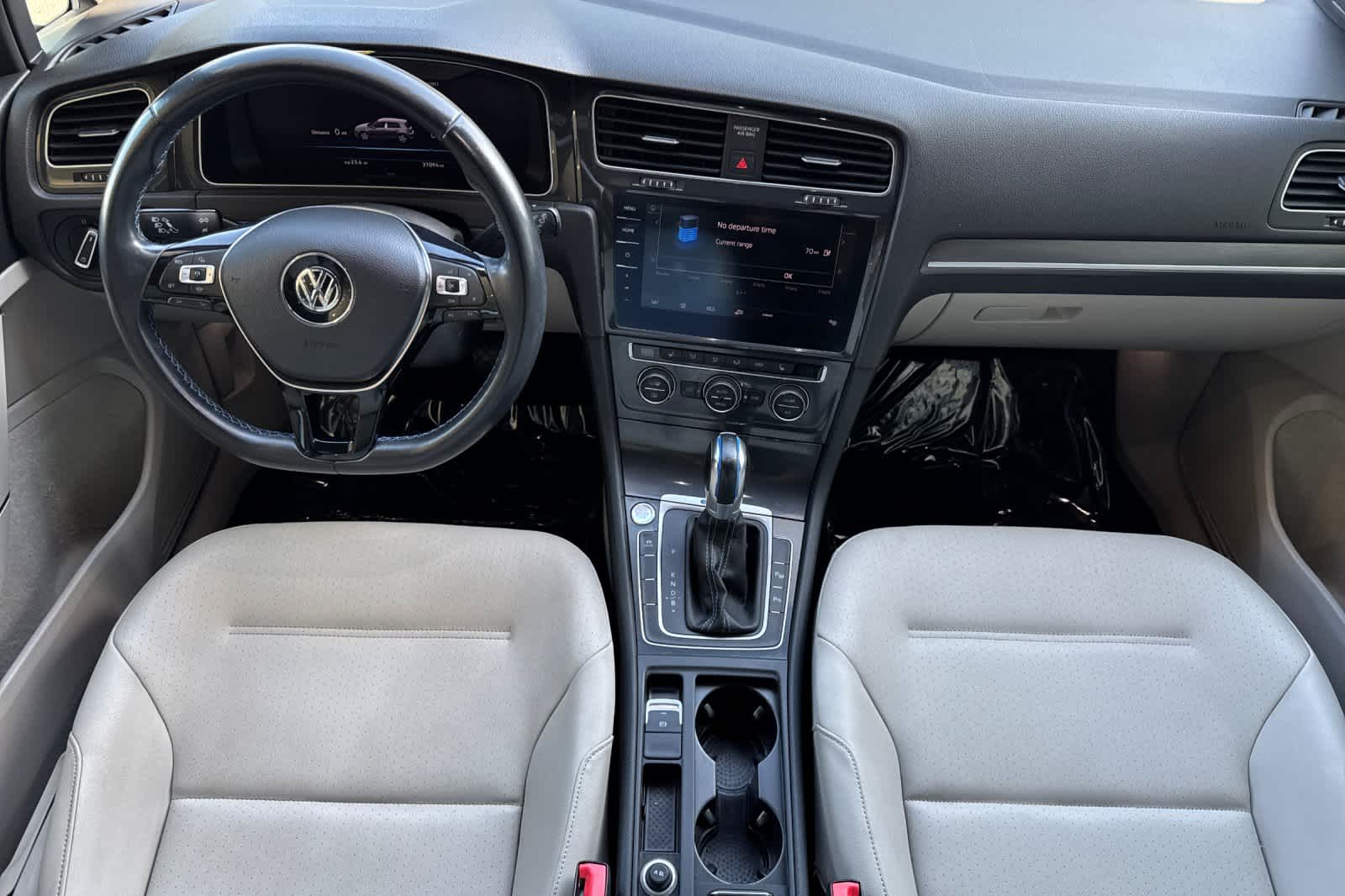 Thumbnail: 2019 Volkswagen e-Golf - 3