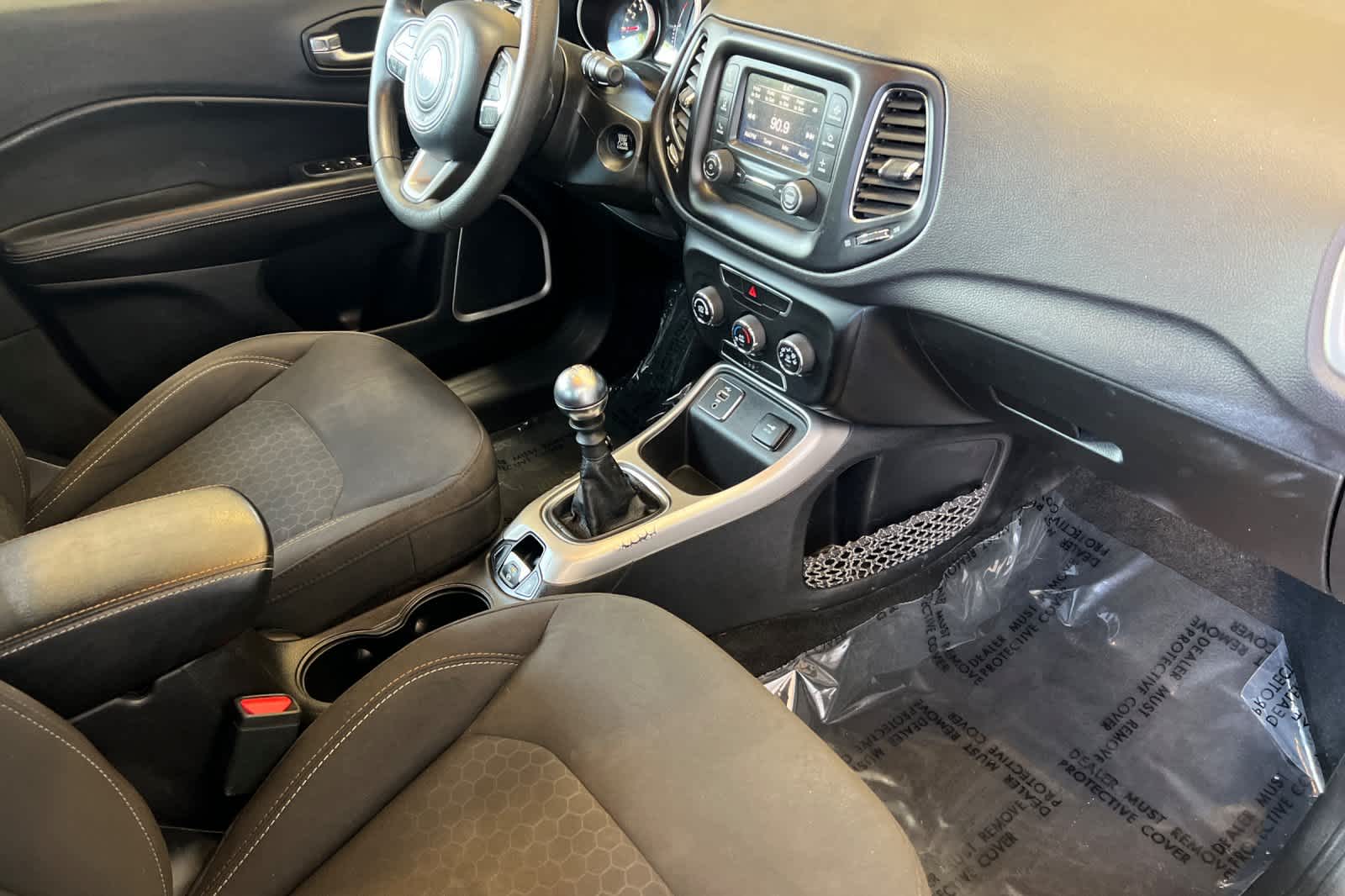 Thumbnail: 2018 Jeep Compass - 16