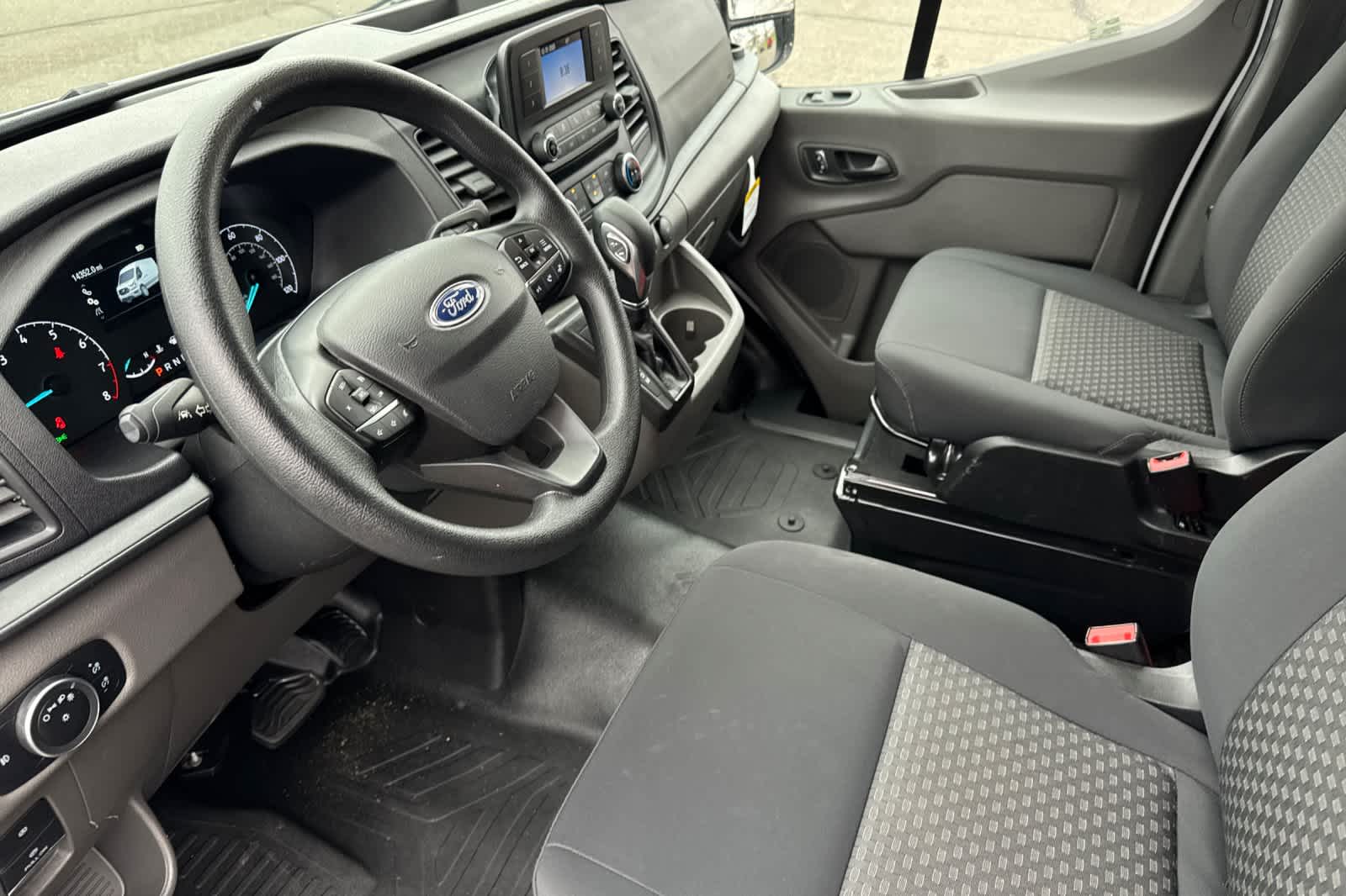 Thumbnail: 2024 Ford Transit Series - 10