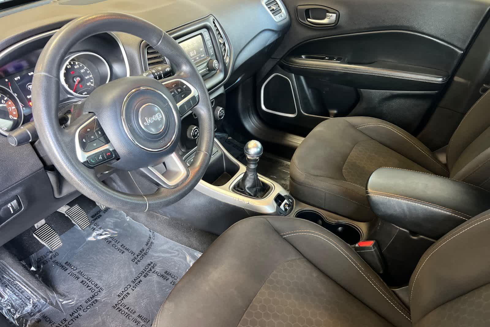 Thumbnail: 2018 Jeep Compass - 11