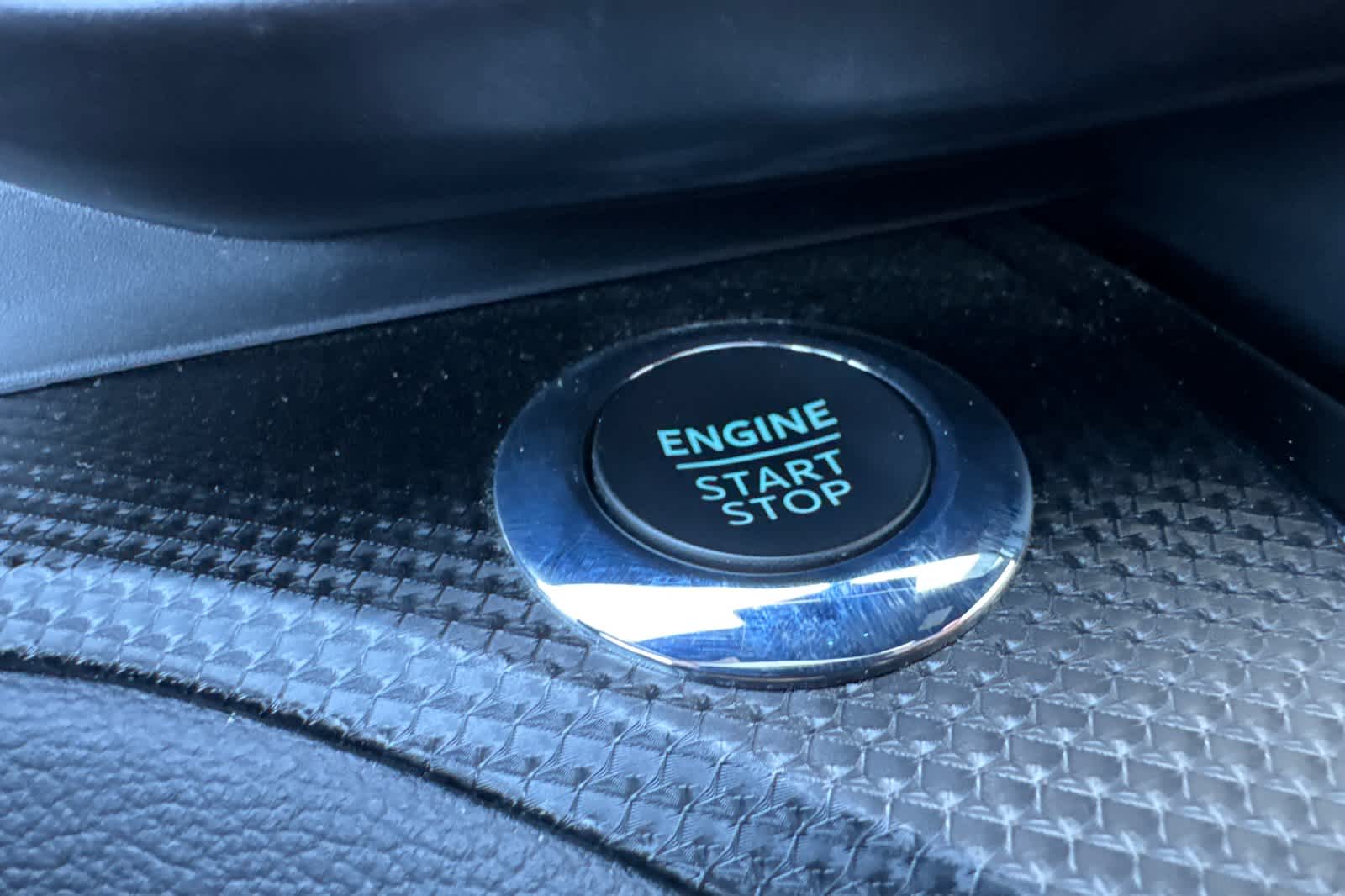 Thumbnail: 2022 Ford Explorer - 24