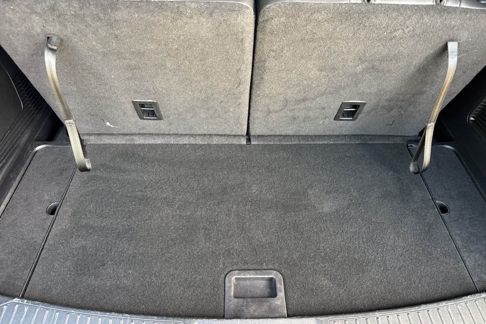 Thumbnail: 2023 Ford Explorer - 16