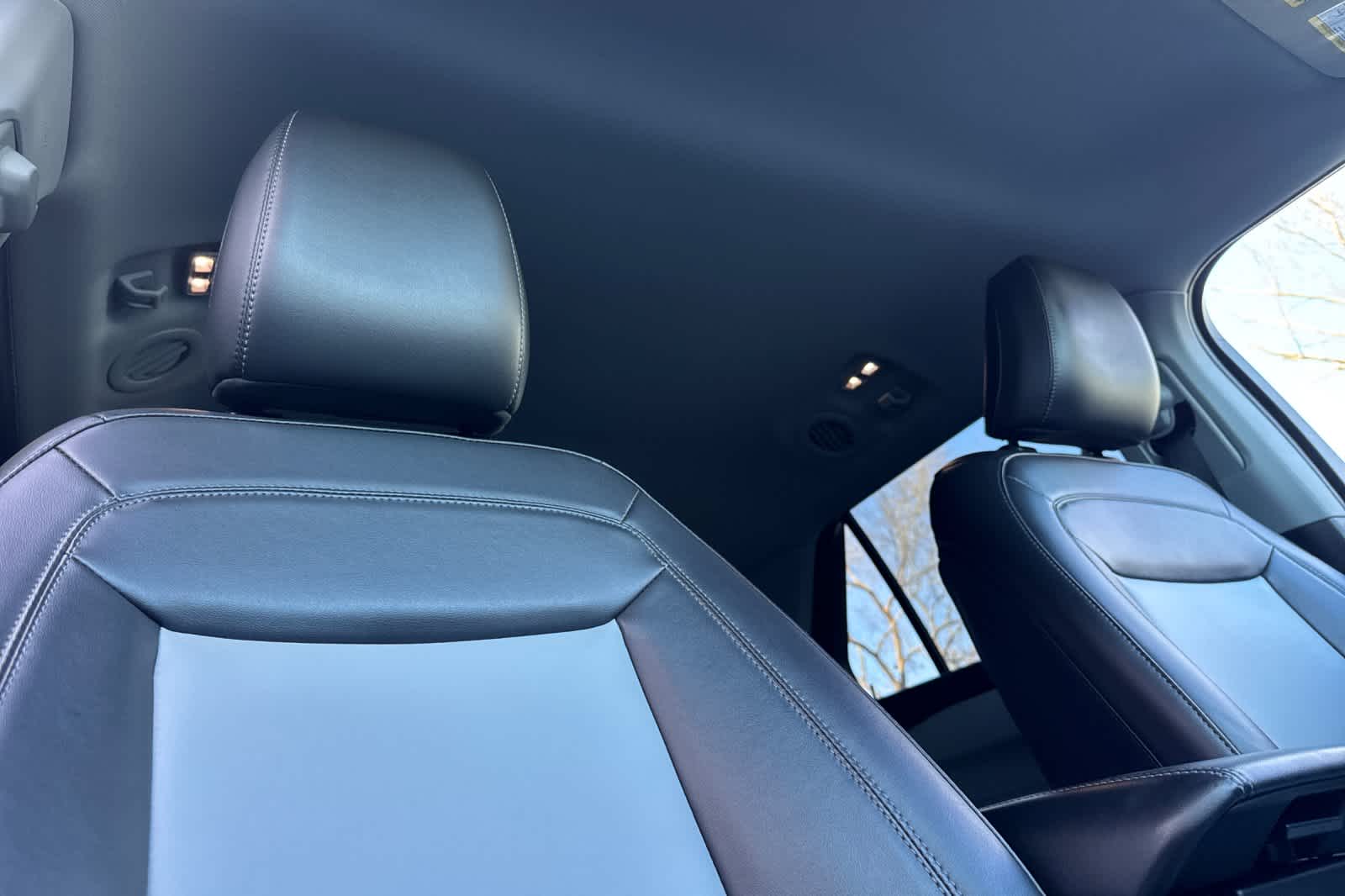 Thumbnail: 2022 Ford Explorer - 18