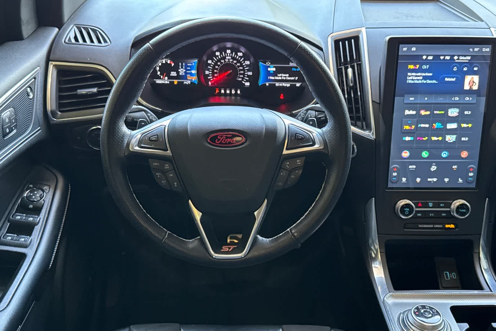 Thumbnail: 2021 Ford Edge - 14