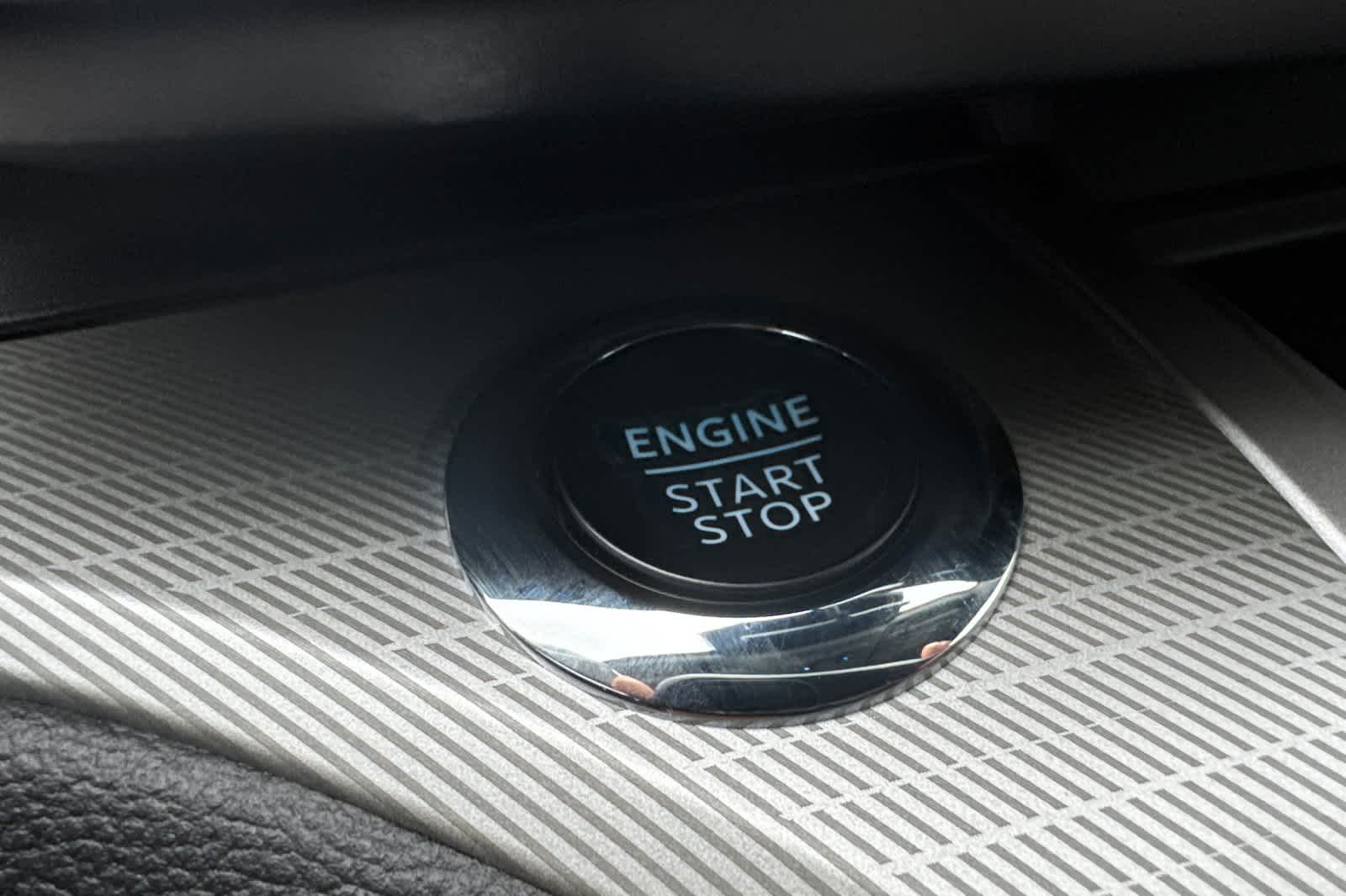 Thumbnail: 2024 Ford Explorer - 24