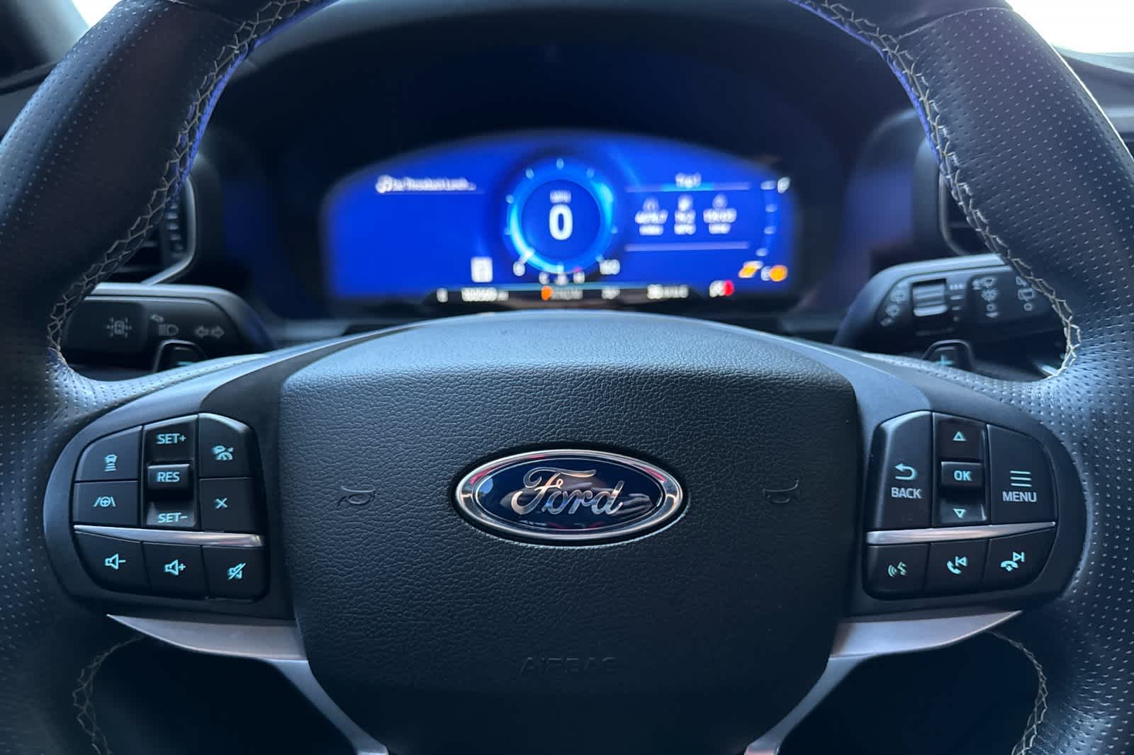 Thumbnail: 2020 Ford Explorer - 25