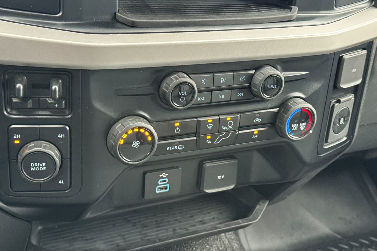 Thumbnail: 2024 Ford F-450 - 18