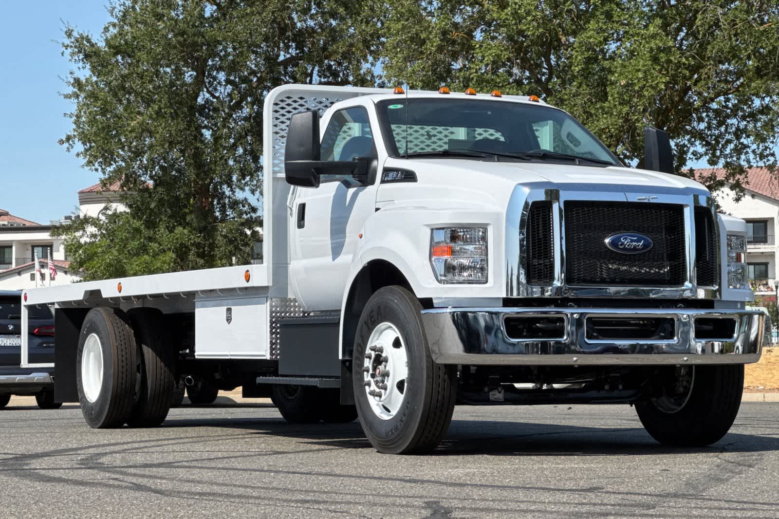 Thumbnail: 2025 Ford F-650 - 8