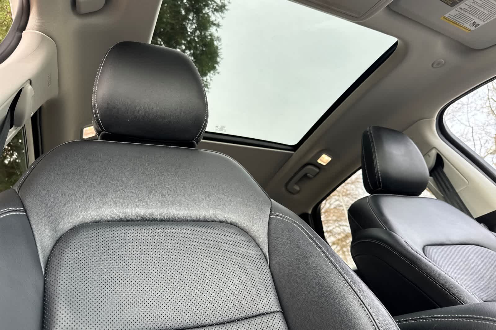 Thumbnail: 2022 Ford Escape - 17