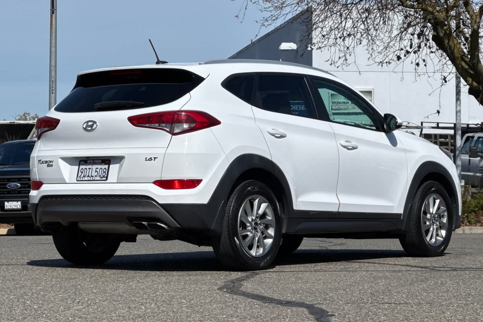 Thumbnail: 2016 Hyundai Tucson - 2