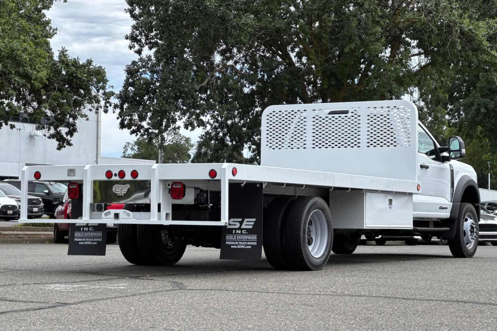 Thumbnail: 2026 Ford F-550 - 2