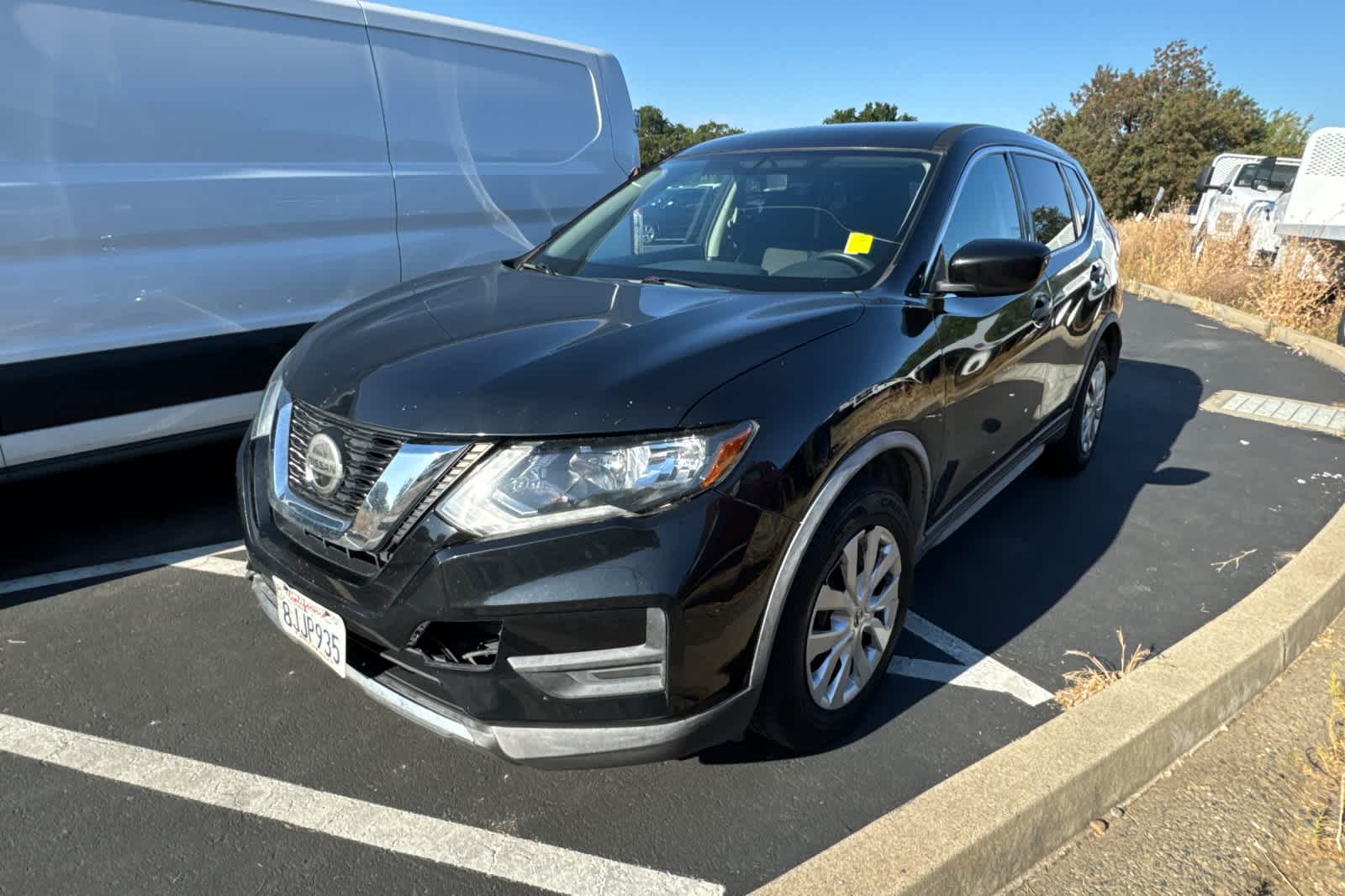 Thumbnail: 2018 Nissan Rogue - 1
