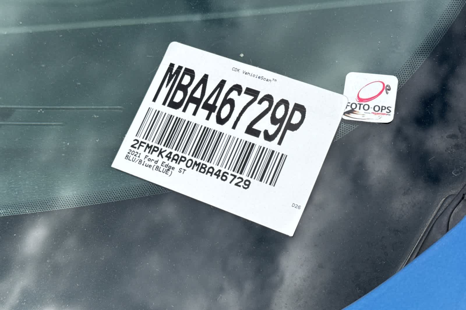 2021 Ford Edge ST photo 2